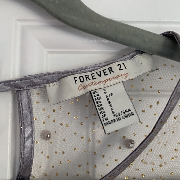 Sheer Pearl/Glitter Crop Top - Picture 2 of 5